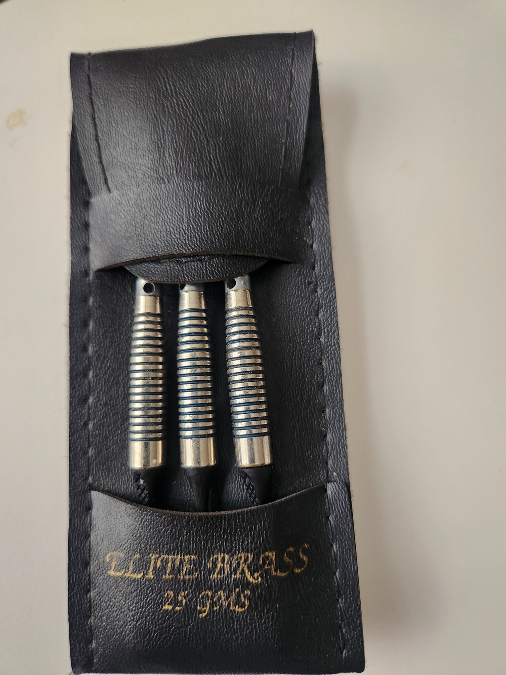 25g Black and Silver Mens Dart Set with Pouch